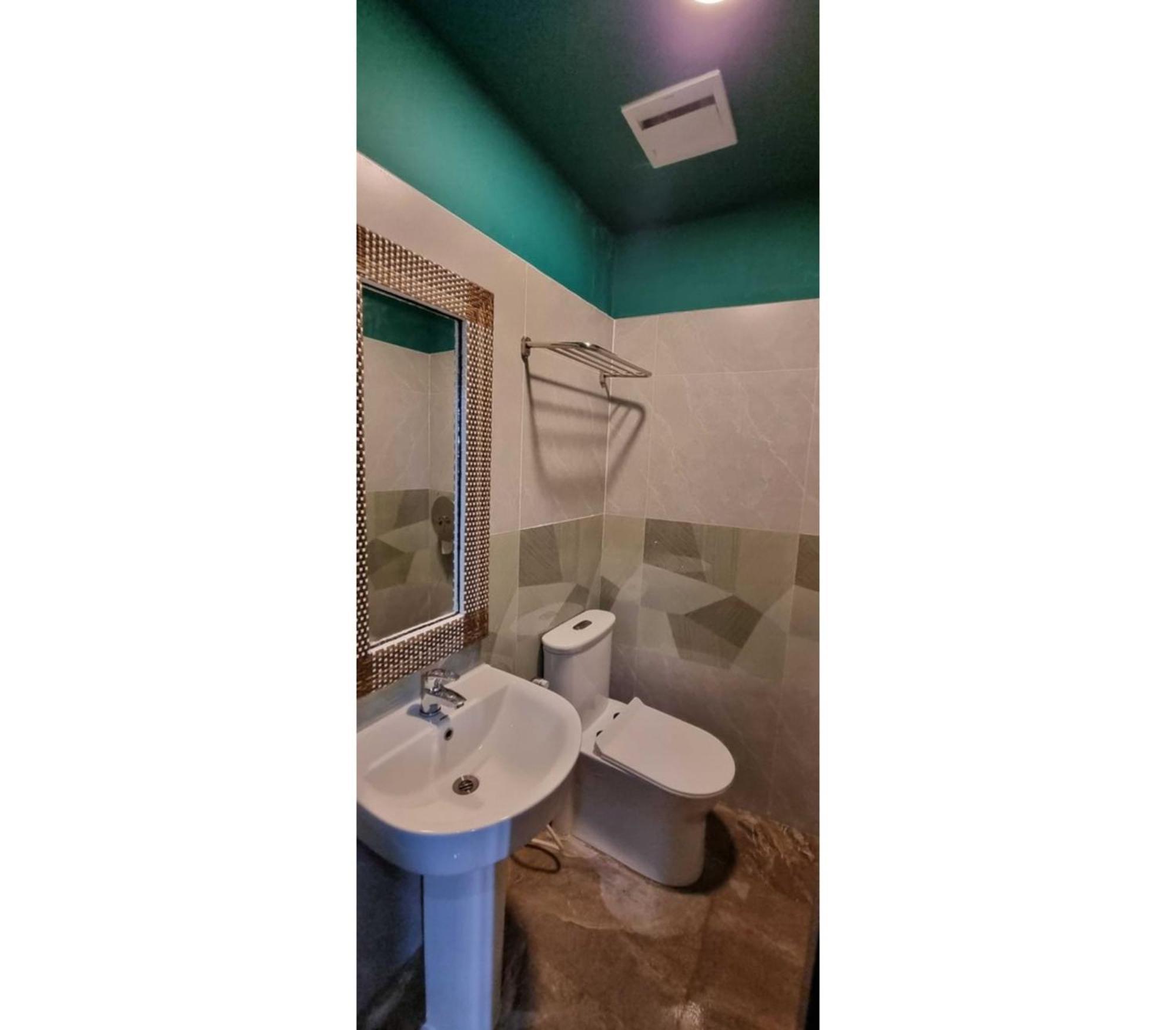 Marigondon  Attic Capsule Hotel מראה חיצוני תמונה