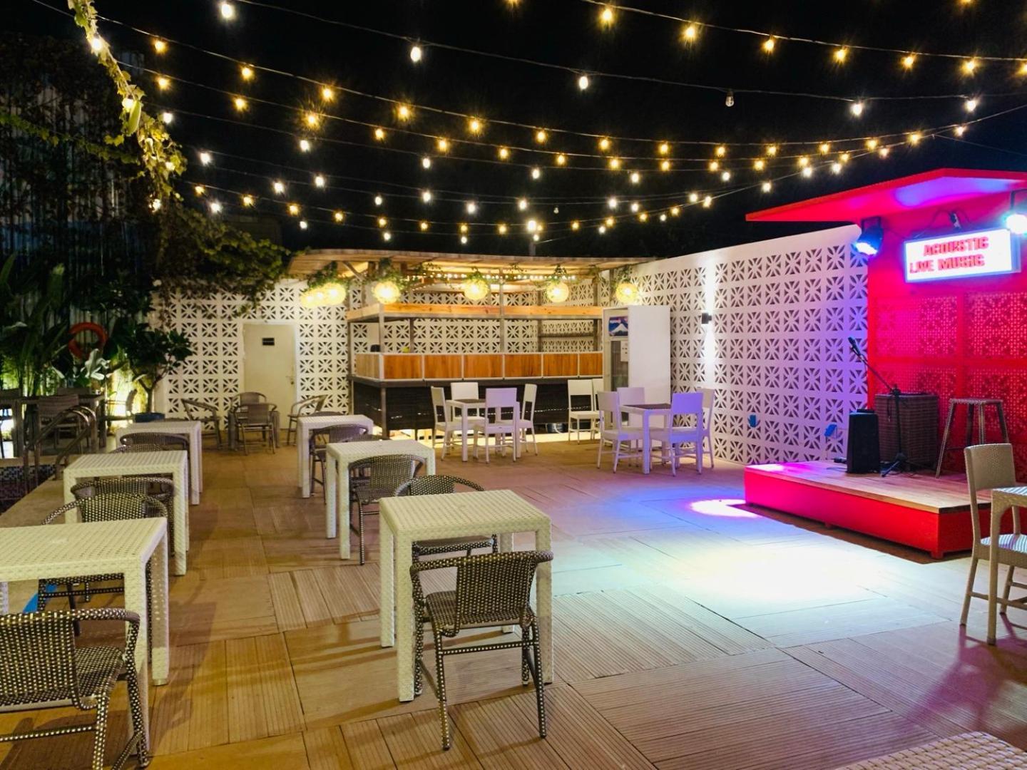 Marigondon  Attic Capsule Hotel מראה חיצוני תמונה